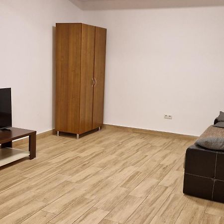 Râmnicu Vâlcea Apartamente Livada מראה חיצוני תמונה