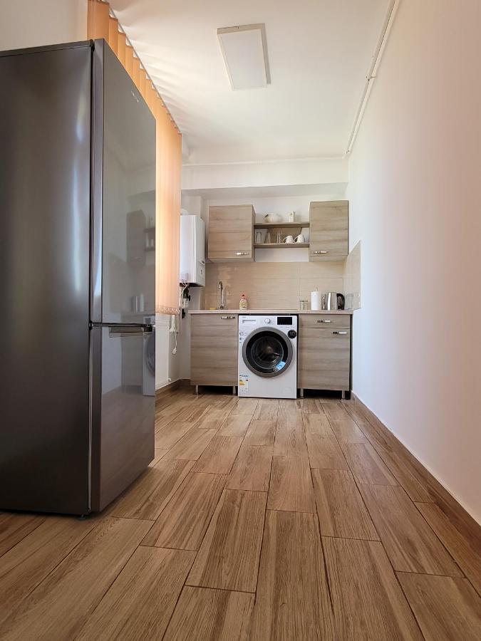 Râmnicu Vâlcea Apartamente Livada מראה חיצוני תמונה