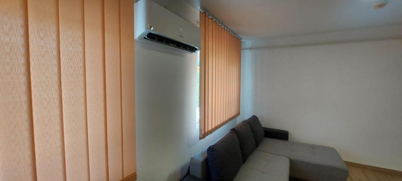 Râmnicu Vâlcea Apartamente Livada מראה חיצוני תמונה