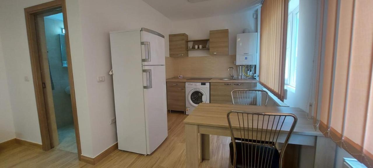 Râmnicu Vâlcea Apartamente Livada מראה חיצוני תמונה